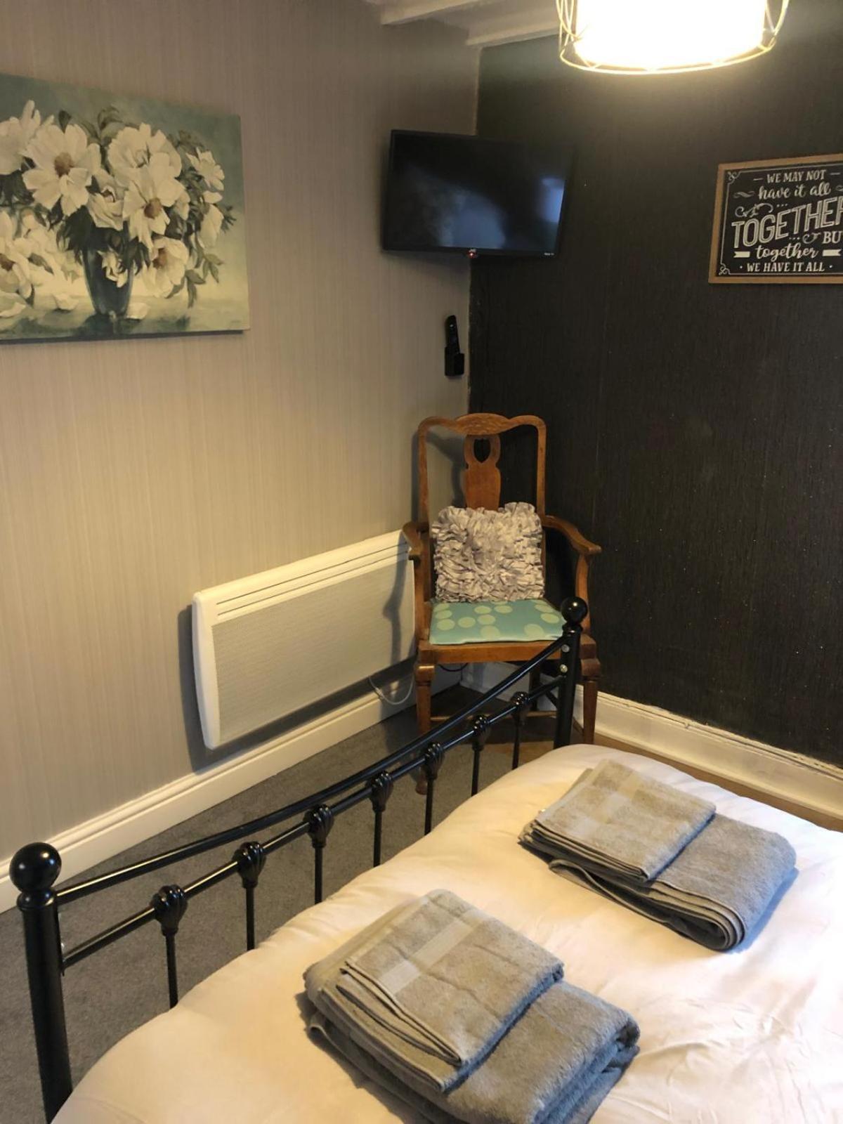 The Eagles Inn ラアアデル エクステリア 写真